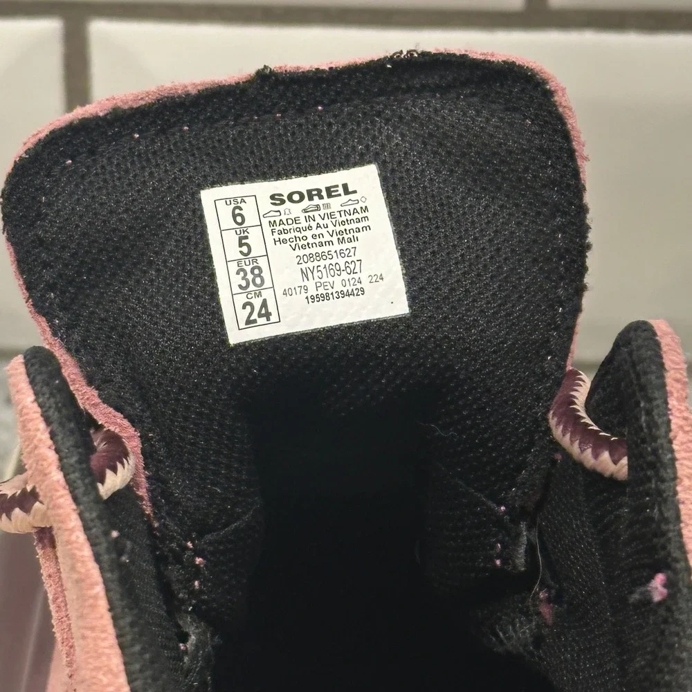 Sorel Kids 6 Out N About IV Classic WP Boot Mauve Waterproof Suede Duck Boot